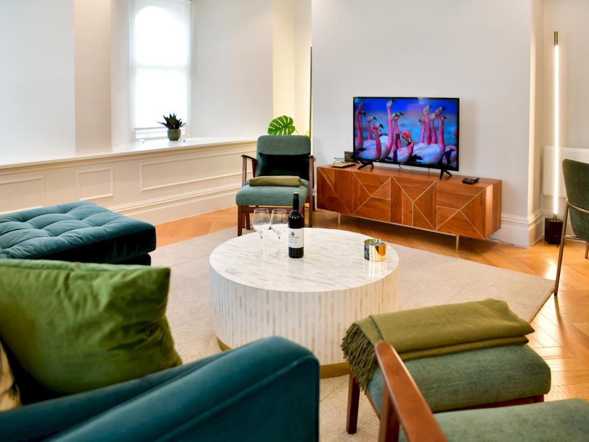 Pass The Keys Beautiful 2 Bed Apartment With Parking In The Bay Cardiff Eksteriør bilde
