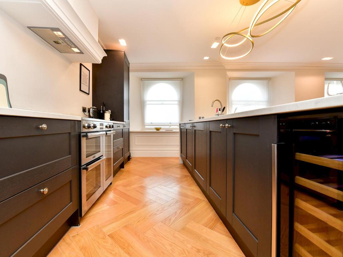 Pass The Keys Beautiful 2 Bed Apartment With Parking In The Bay Cardiff Eksteriør bilde